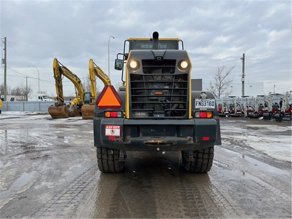 2019 Komatsu WA270-8 3817
