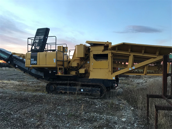 9999 Komatsu BZ200-1 1916