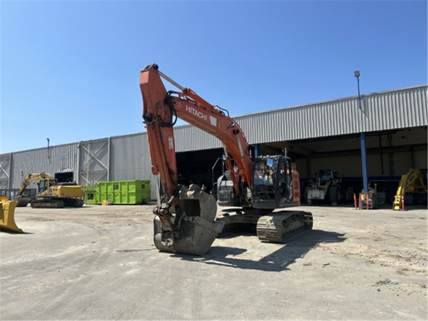 2014 HITACHI ZX245USLC-5N 5242