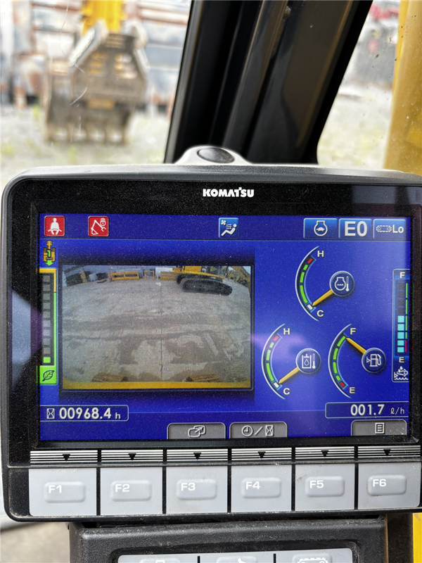 2025 Komatsu PC138USLC-11 5468