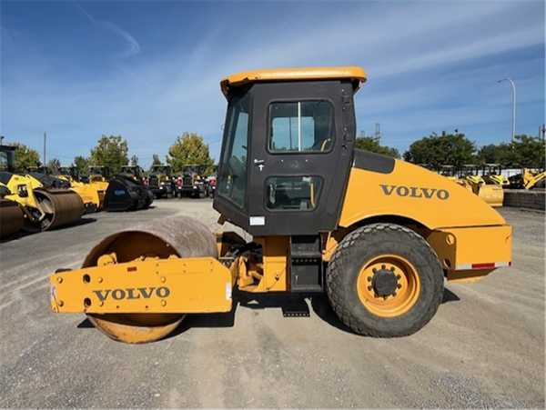 2002 VOLVO SD70D 5274