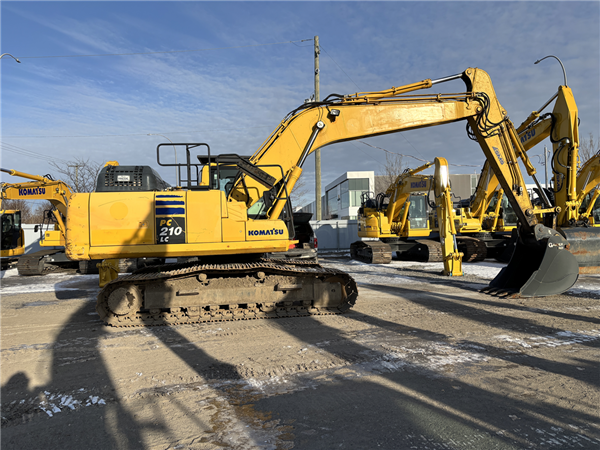2020 Komatsu PC210LC-11 5371