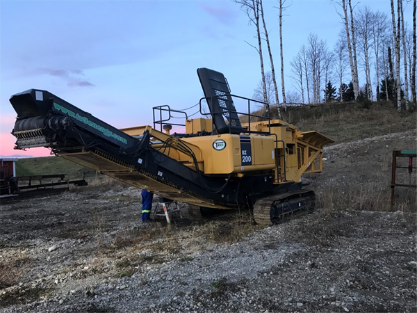 9999 Komatsu BZ200-1 1917