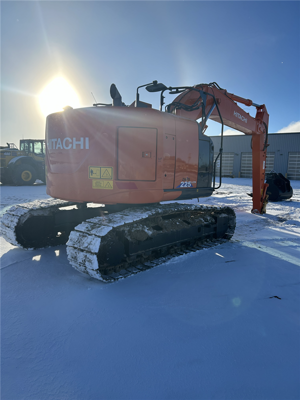 2018 HITACHI ZX225US-6 3825