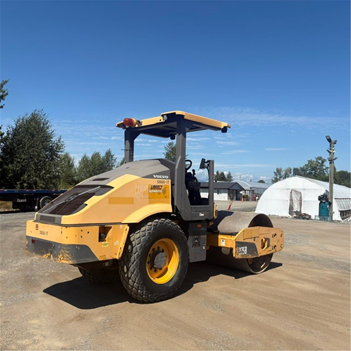 2016 Volvo SD75B 5493