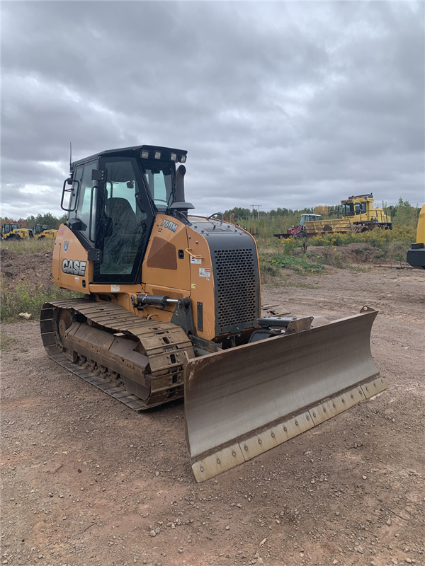 2022 CASE 750M 5280