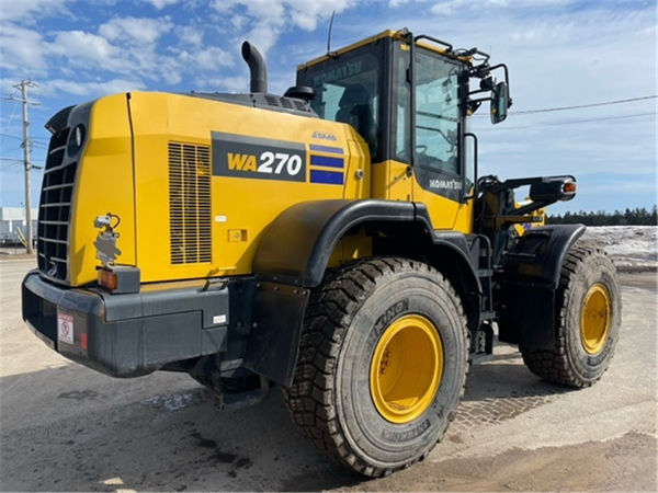 2022 Komatsu WA270-8 2643