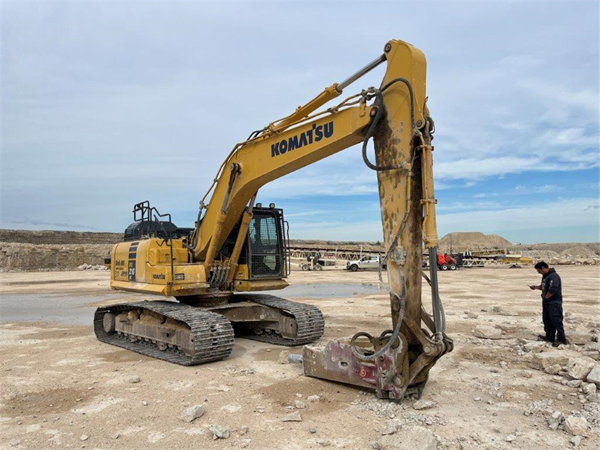 2016 Komatsu PC210LC-11 5062