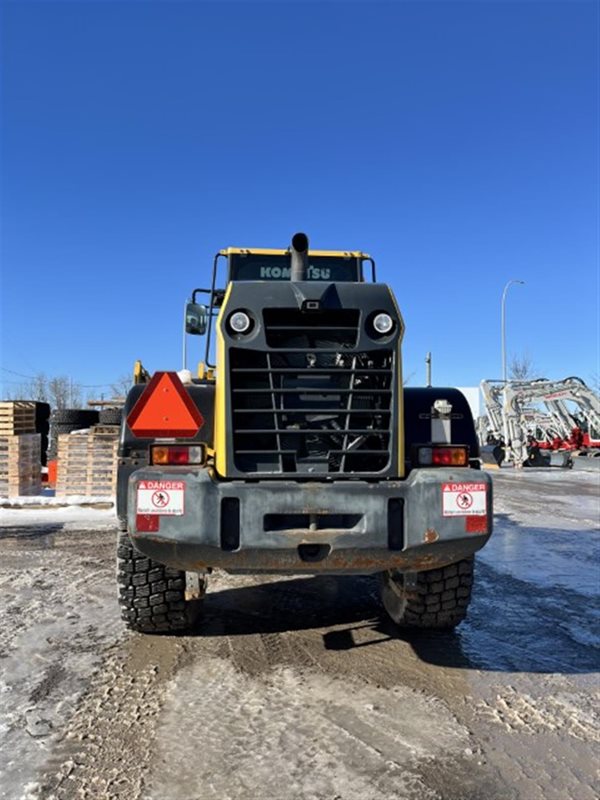 2019 Komatsu WA270-8 3817