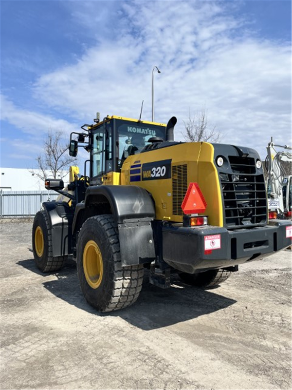 2023 Komatsu WA320-8 4971