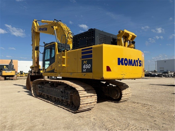 2023 Komatsu PC650LC-11 5320
