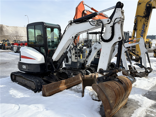 2013 BOBCAT E35 5365