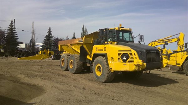 2020 KOMATSU HM400-5 MD0055690