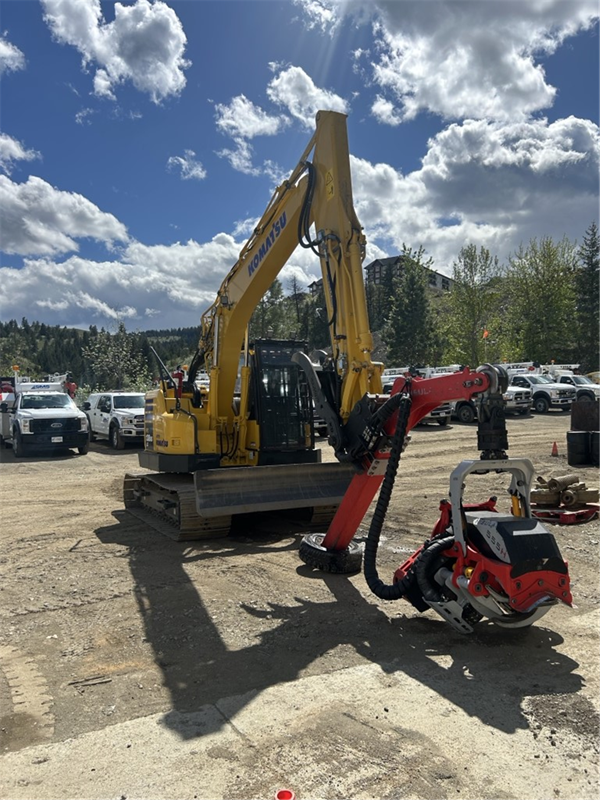 2023 Komatsu PC138USLC-11 5200