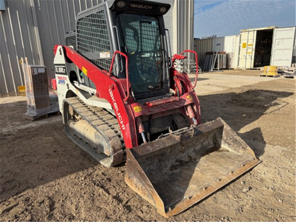 2022 Takeuchi TL8R2-CR 5318