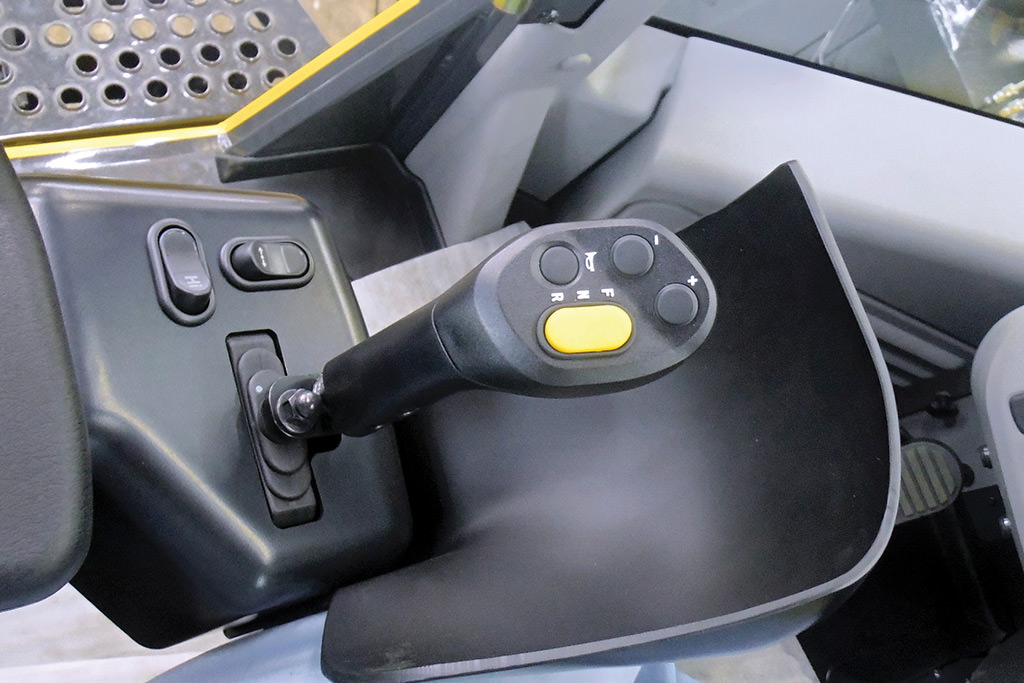 Komatsu WA470-8 Wheel Loaders Specs | SMS Equipment