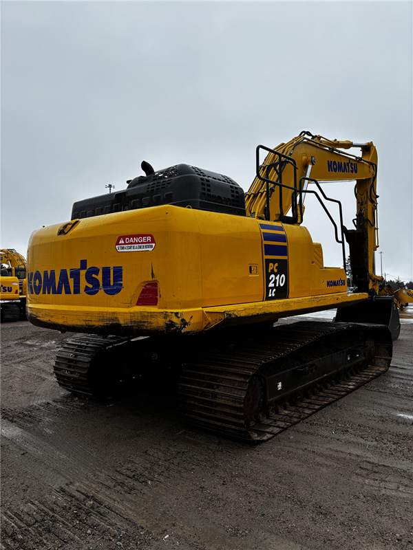 2023 KOMATSU PC210LC-11 5406