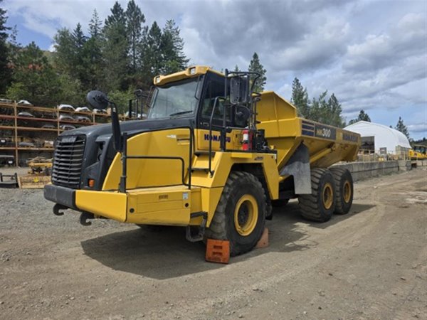 2021 Komatsu HM300-5 5429
