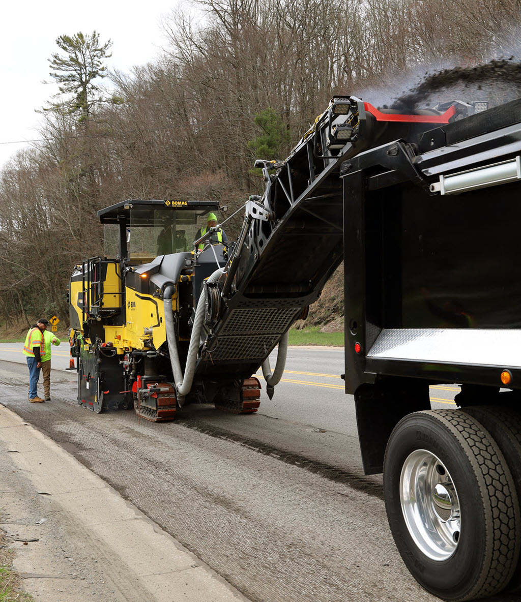 New BOMAG BM 2200/65 large planer raises the bar