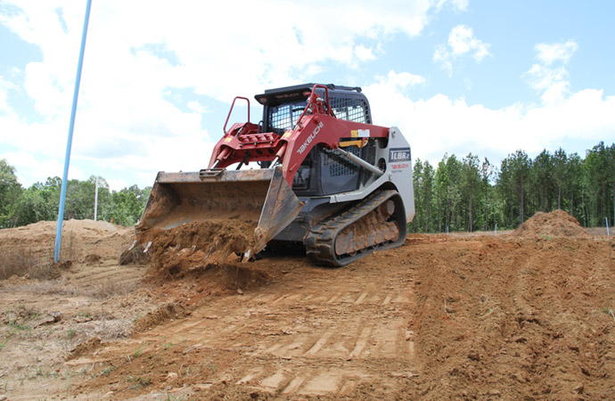 Every day you should clean any mud or other accumulated debris from the tracks.